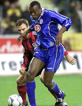 进一步削弱 进一步削弱